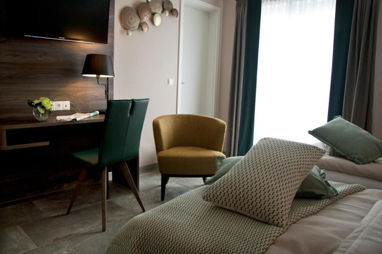 Hotel Am Moosrain Garni Eitting Екстер'єр фото