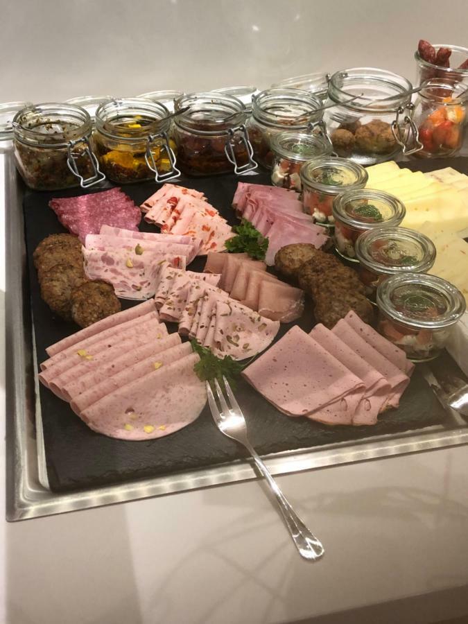 Hotel Am Moosrain Garni Eitting Екстер'єр фото